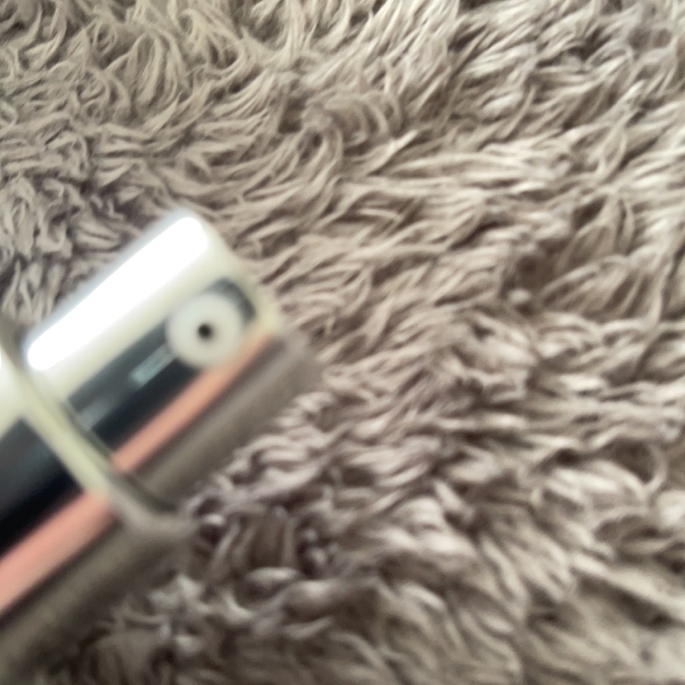 MarcJacobsUnder(cover)PerfectingCoconutFace Primer - Picture 5 of 7